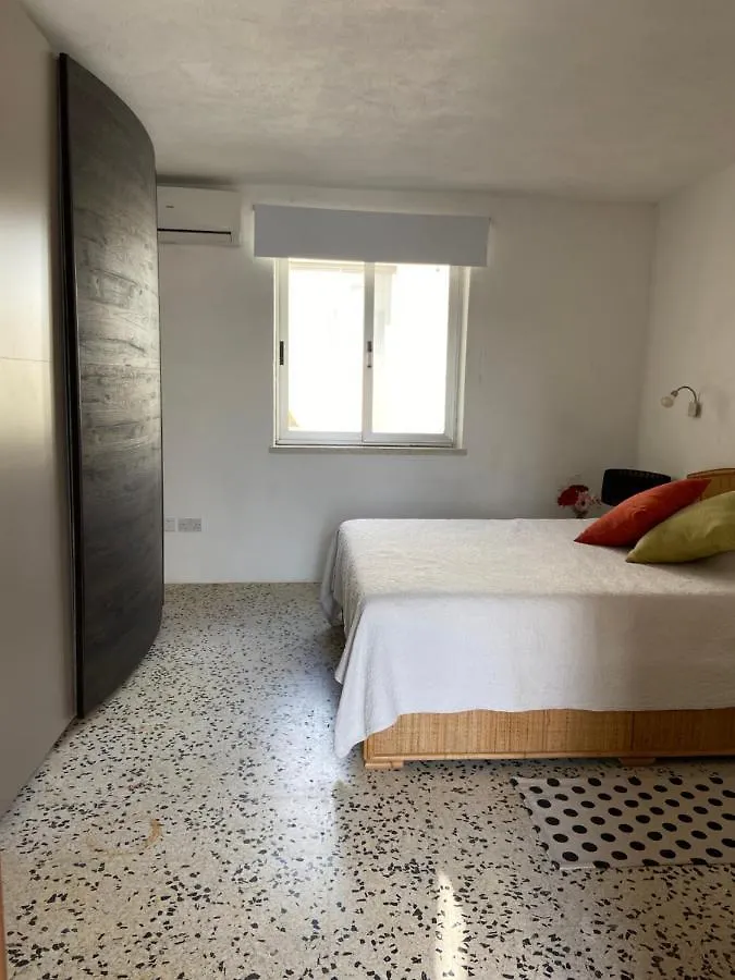 Sea Front Retro Style Apartment Marsaskala
