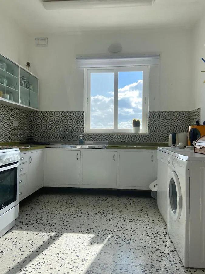 Sea Front Retro Style Apartment Marsaskala