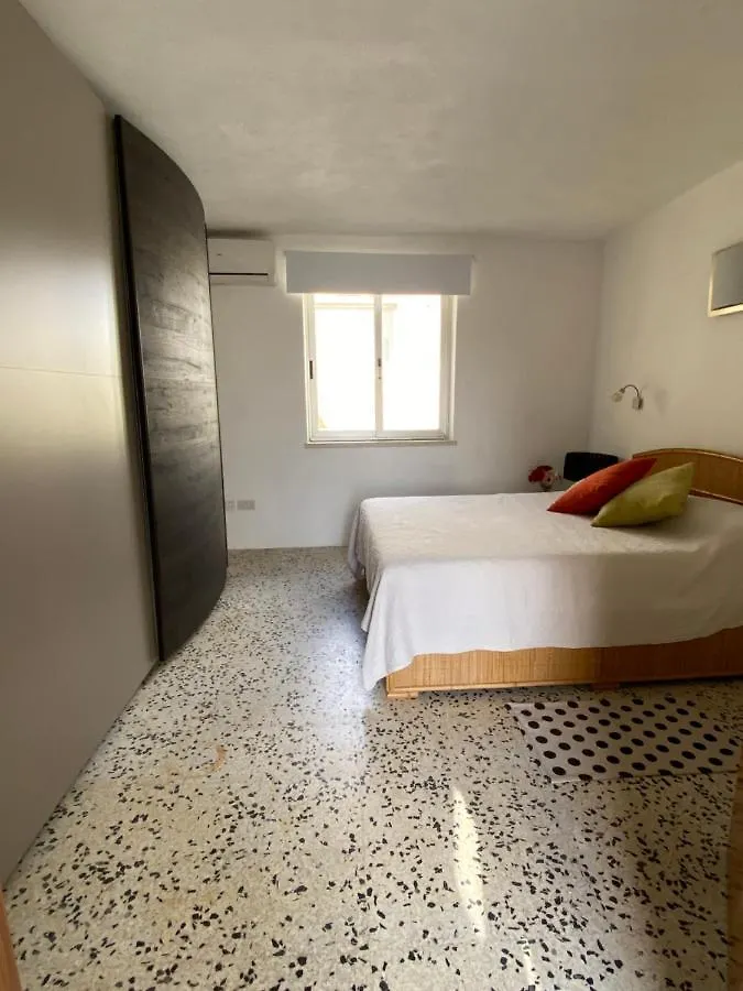 Sea Front Retro Style Apartment Marsaskala